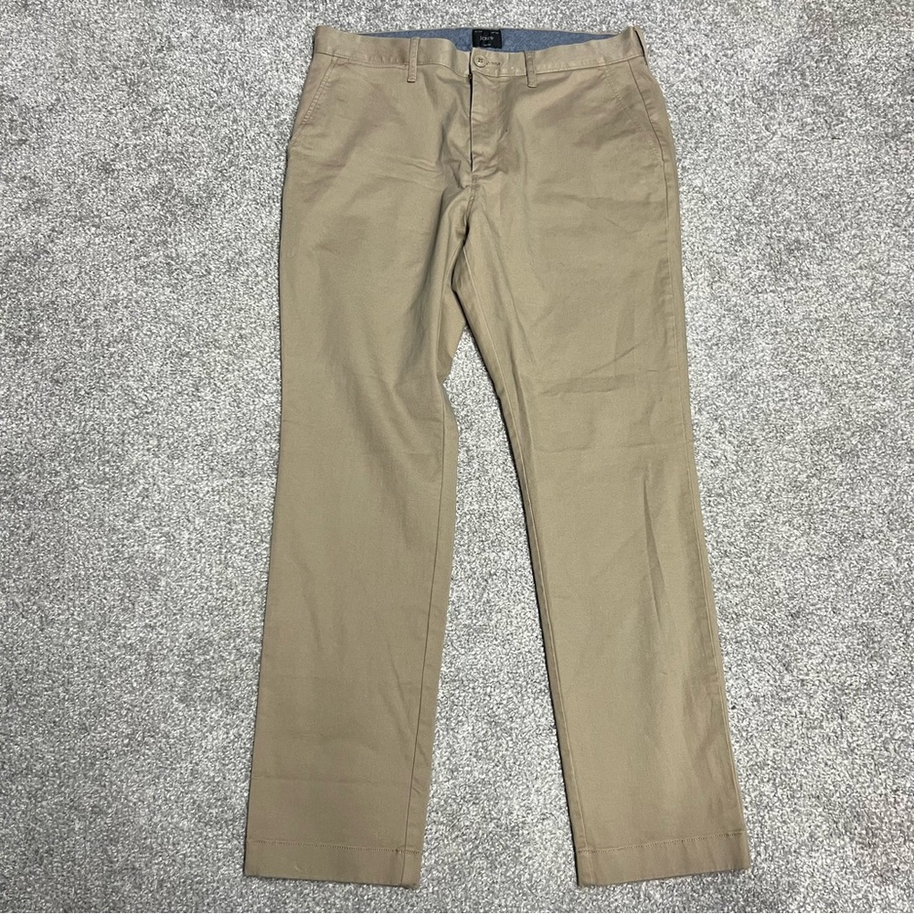 J Crew Athletic 32x30 Chinos
